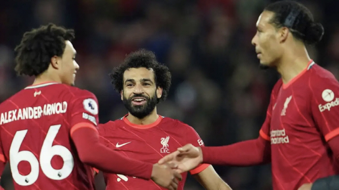 Salah? The two-year contract is over. Former Manchester City legend Aguero revealed that Salah Liverpool's renewal has already been decided