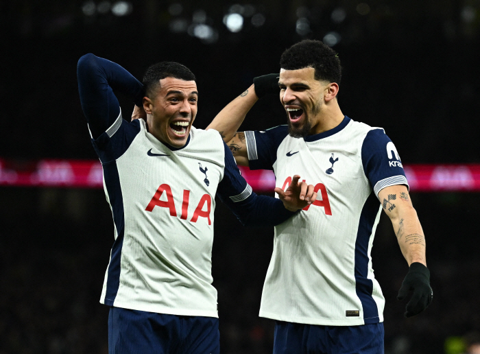  Son Heungmin's fantastic corner kick goal! 7th goal of the season Tottenham won 4-3 over Manchester United! advance to the semifinals