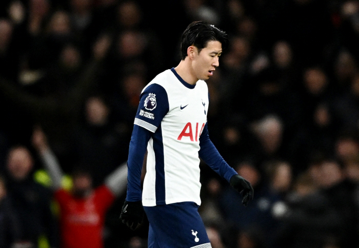 The gap with Salah is severe, and the foreign media criticized Son Heung-min for resting...The aftermath of the poor game against Liverpool