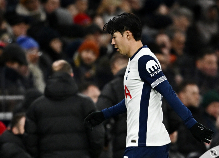 Son Heung-min can't go to the big club, Tottenham is forced to serve a one-year extension of Tottenham's life sentence. HERE WE GO confirmed