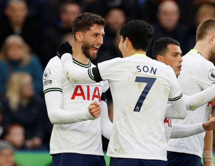 Son Heung-min's Racist Bentancourt, who only got hurt, failed to return early → suspension for seven games ended...The Nottingham match is finally here