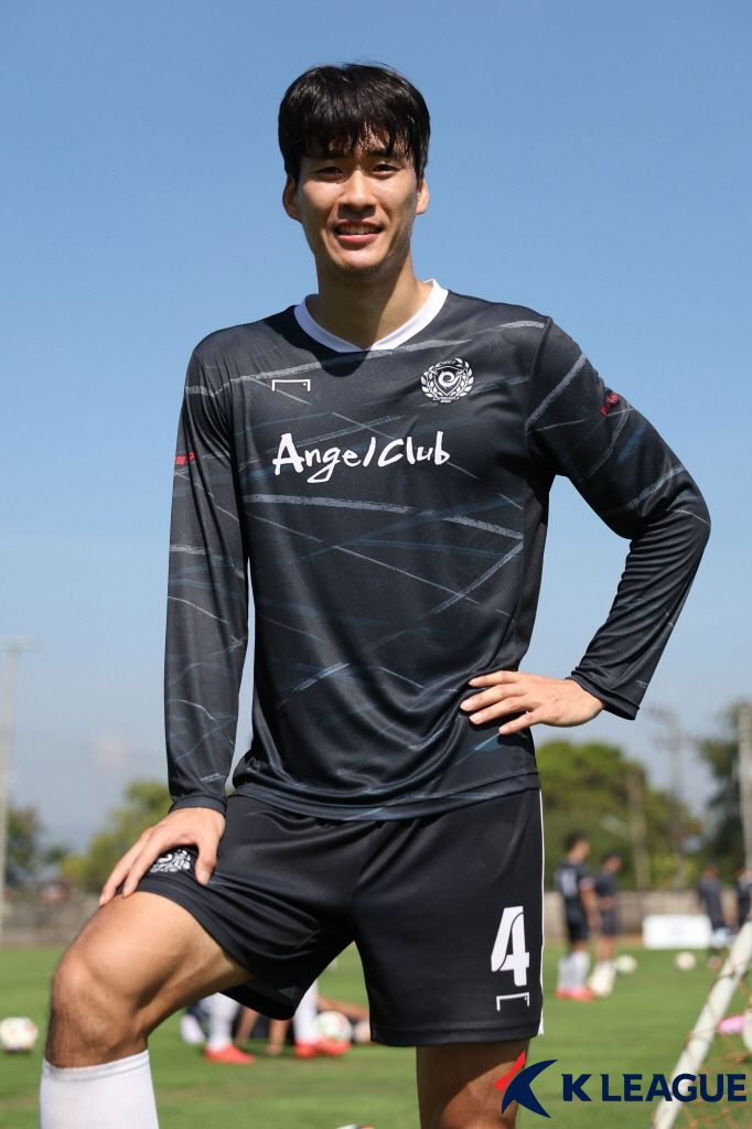 Trusted defender Ko Myung-seok joins Man City Buriram in Thailand...First time going overseas Team Korea with Kim Minhyuk