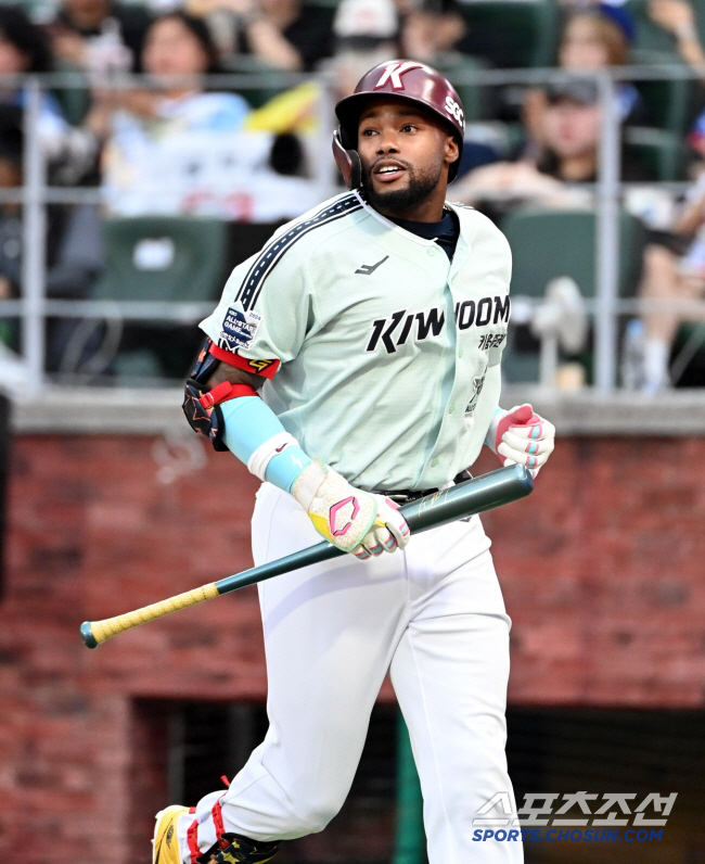 Body of Liberty The 2025 season without worrying about changing foreign batters that the strongest duo of all time have faced?