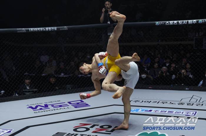 The final was canceled due to ridiculous 7x demand for fight money. Still, the strongest player played and achieved 18 consecutive finishes against Korean veterans (Wonju Road FC site)