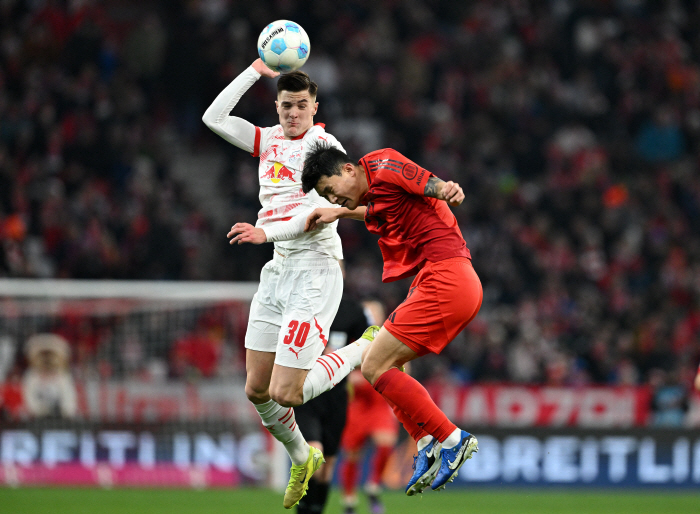 Passmaster KIM. Bundesliga Pass Accuracy 94.19% 3rd place. Media KIM, Pass Accuracy of this season, is better than ever