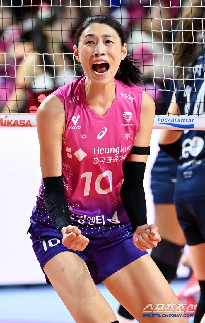 Desperate, frustration I've tasted for 2 years in a row, so even more desperate...Kim Yeon-koung's dream for the 4th year