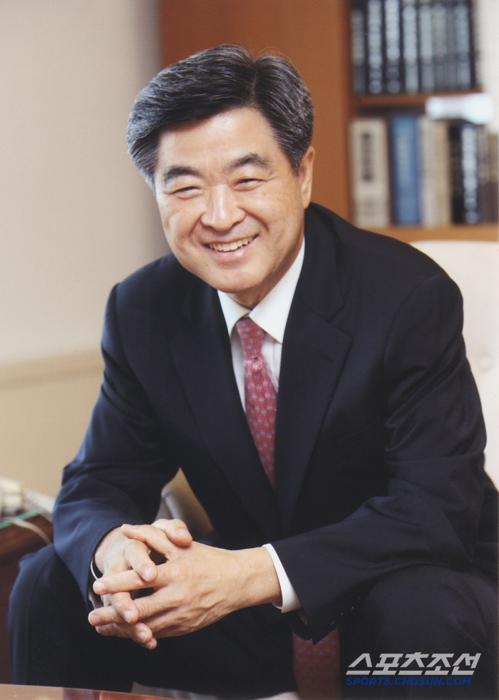 Discovering a second Yang Min-hyuk → Promise of Kwon Oh-gap, President of the Professional Federation, to Make a Future-oriented K-League...Announcement of the New Year's Address for 2025