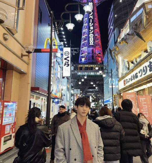 Jinhwa left behind divorced Ham So-won and daughter and started a new year abroad