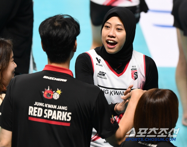 Kim Yeon-koung finally beat Heo Soobong!3R MVP Villena and Mega selected 