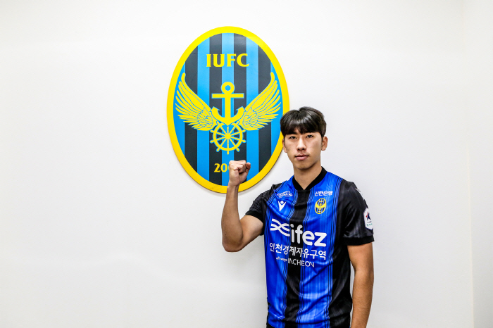  Yoon Jung Hwan-ho, Incheon, is happy to come to the all-round player Kim Myung-soon's recruitment club