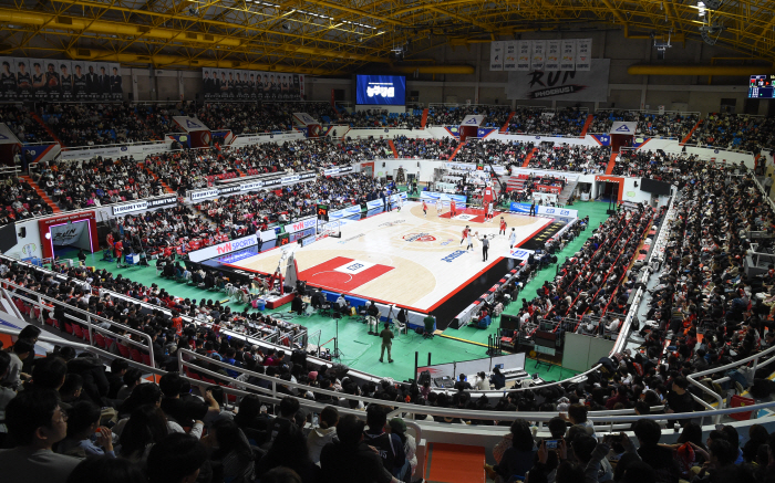  This season's best match. Hyundai Mobis, the winner of 88:81 and the loser of Gas Corporation were all basketball spirits