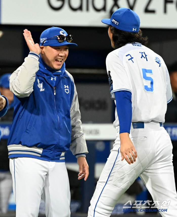 Yeom Kyung-yeop, Lee Seung-yeop, Hong Won-ki, Park Jin-man, and Lee Sung-yong's contract has dawned. Change of coach after season Typhoon Buna 