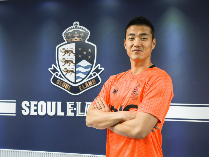 I want to be the player who shines at the end Seoul E-Land Recruit Veteran Goalkeeper Noh Dong-gun