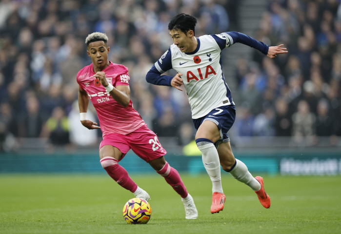 A major twist Son Heung-min (33, Barcelona) Reigniting the possibility planning to go to the team that will win SON!→ If the captain is sold, the riot director will consider recruiting him
