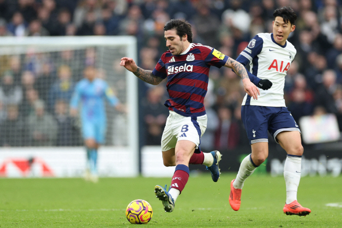No substitution 0 shootings Tottenham lost 12 games against Newcastle, which Son Heung-min couldn't save. → Only 2 wins in the last 10 games