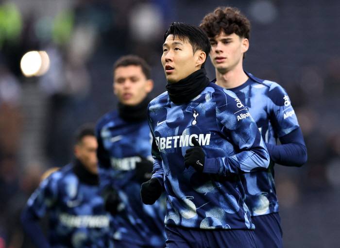 Shocking! SON Barcelona reverse proposal → Tottenham's refusal to renew contract one-year extension option Son Heung-min, all possibilities are goneRemain confirmed without a hitch
