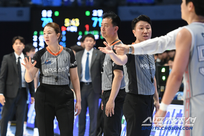 The controversy over the gauge prim foul against Sono Hyundai Mobis is clear. KBL Prim's right hand pulled Burns' upper body