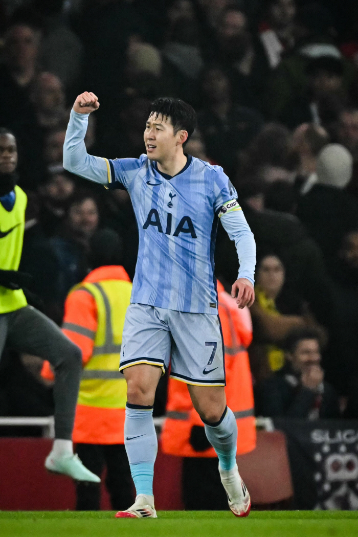 Shocking captain is here! Tottenham, Son Heung-min Let go Tottenham, Manchester United winger Kanacho set a transfer fee of £60 million. Canacho is more productive than SON