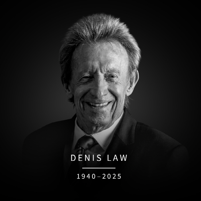 Shocking Manchester United's eternal star has lost, Ballon d'Or WINNER has died at the age of 84
