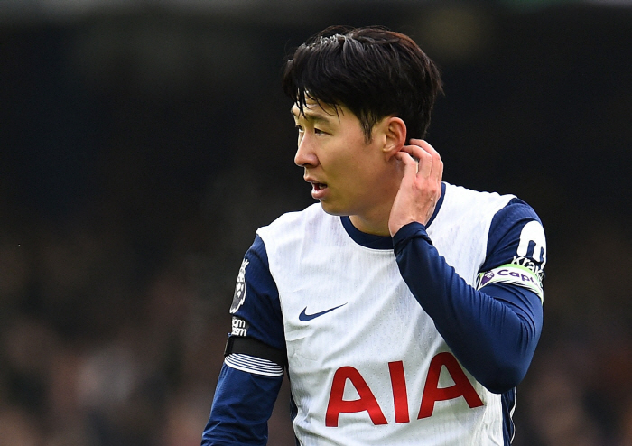 Tottenham downgrade like this? Moyes returns to Everton in the first half of 03...Son Heung-min lost 2 chances. 