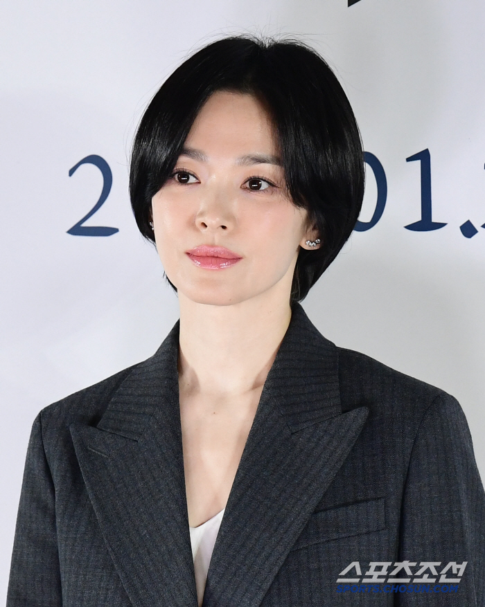  Song Hye-kyo's perfect short hair style