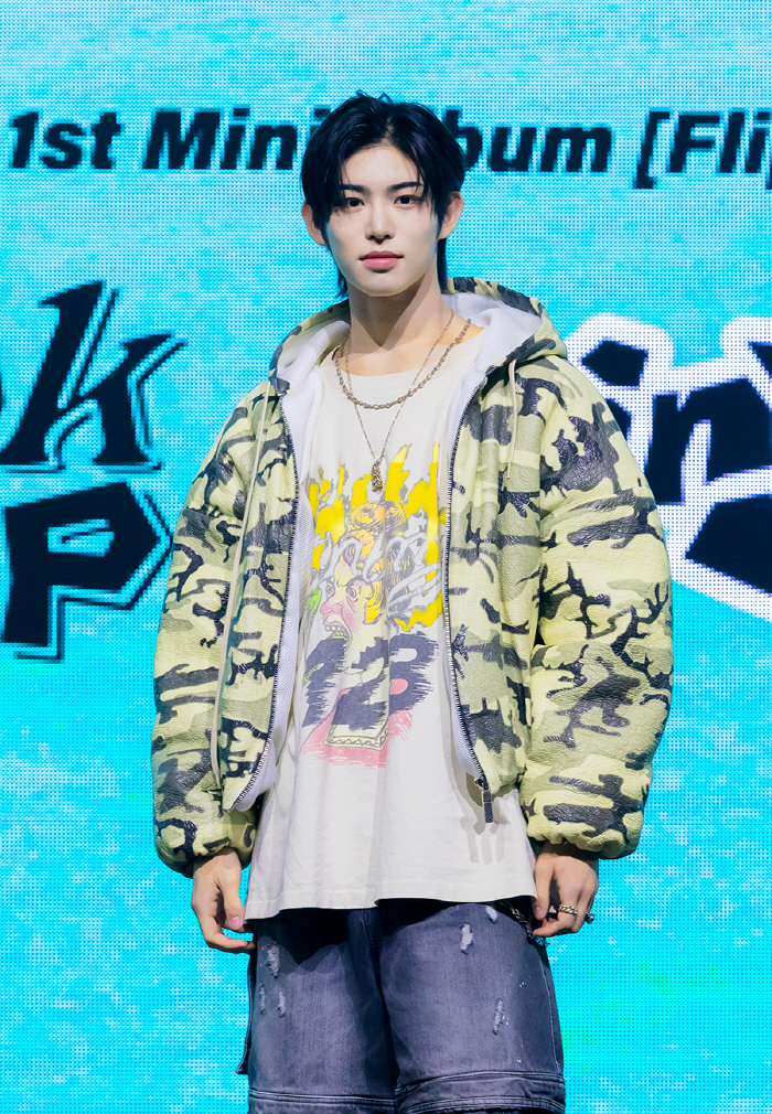  JYP trainee for 9 years...Kick-flip, Park Jin-young → Stray Kids' new K-pop trend (Roundup)