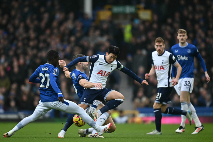 Too bad! Yang Min-hyuk's Everton replacement list → EPL debut failed...Tottenham lose 23 to Everton in lower-ranked teams