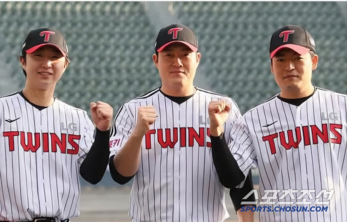 Of the 42, only 23 pitchers left the Arizona camp on the 23rd.Including three rookies. Kim Beom-seok is excluded. 