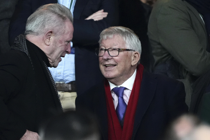 The one who has it adds itIt's...  Top club owner's cheesy move erases Manchester United's reputation