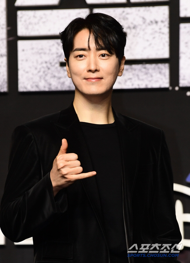  Lee Junhyuk in Na Wan-bi is really going crazy..It's the most popular drama for 2 consecutive weeks