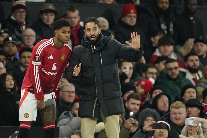 Manchester United's angry Legend Rashford behavior after watching the interview seems to be watching Sancho Ronaldo Pogba