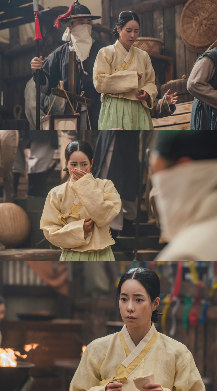 Lim Ji-yeon became a slave running away, but she's in crisis again...Can I have a happy ending for the 2nd episode of Mrs. Ok