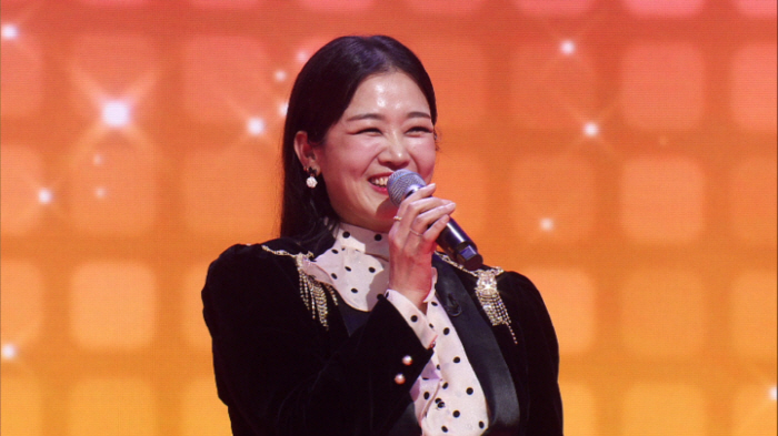 Singer Jung Mi-ae was diagnosed with cancer of the tongue four years ago, and partial resection of the tongue...I gave up my dream of becoming a singer for a while