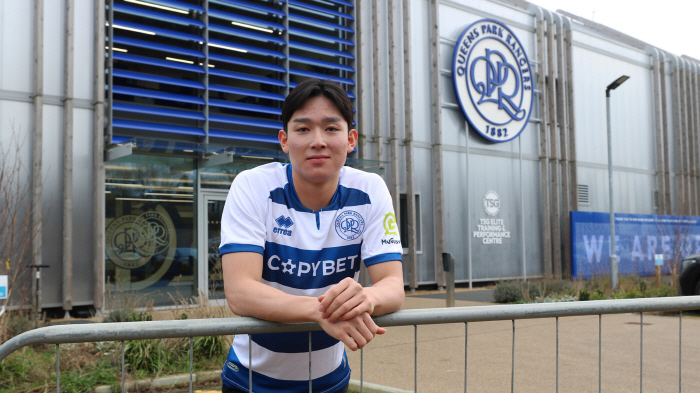 12 years after Park Ji-sung, Yang Min-hyuk's QPR debut goal Jung Jo-joon...The club is also likely to play in the spotlight↑