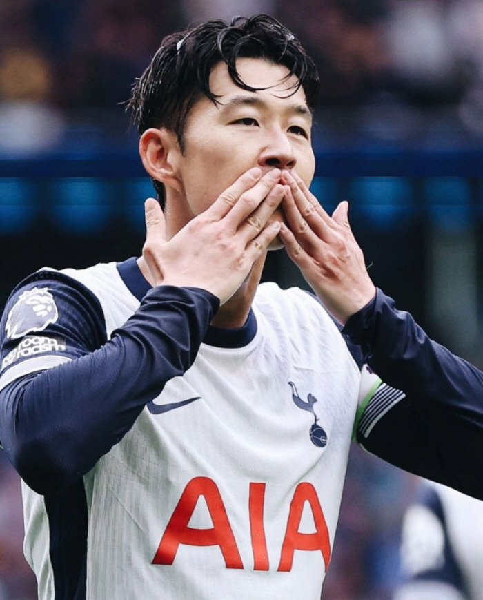 Son Heung-min's faltering talent Munich FW Musan → 77 billion Garnacho is being recruited...SON Tottenham's main player competition is overheated