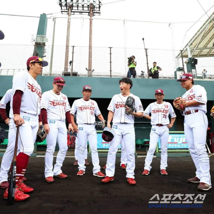 Starting from the first practice game of the best shortstop camp in 20 years, five teams have been named Super Rookie 