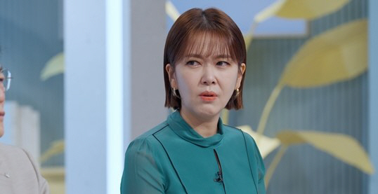 Announcer Lee Yoon-ah, you lost consciousness after being hit hard..'It's a blunt instrument on an alleyway'. (Amazing habit)