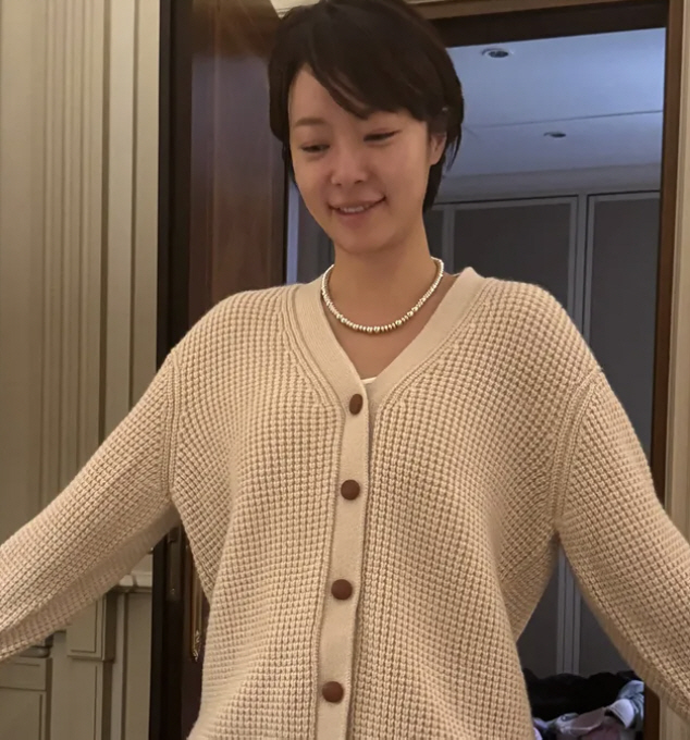 Hwang Jung-eum, who said she was unhappy in her marriage, gained weight after getting divorced. Her complexion got better