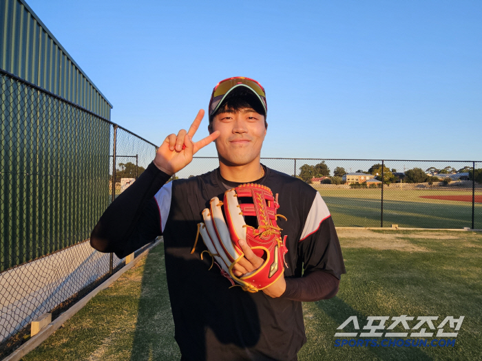 Second baseman Outfielder Second baseman. Second baseman must have a headache changing his positionHe's such a good batsman. 