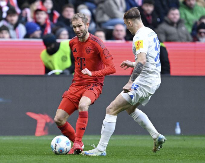 Super save right before monster Kim Minjae lost!→In the second half, Vilmikane burst into multi-goal explosion Munich won 43 games against Holstein Kiel