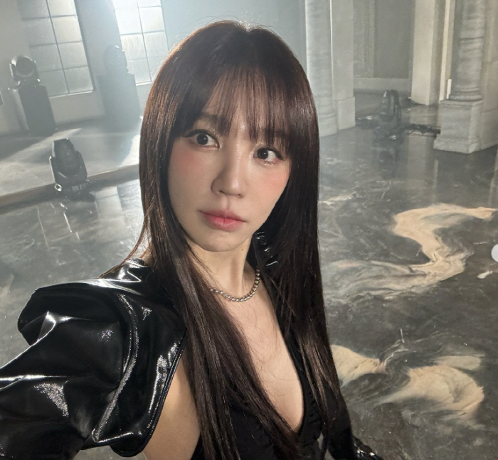 Yoon Eun-hye, who was only rumored, officially announced this year's Baby Vox reunion, preparing for a re-recorded album (Salim Nam 2)