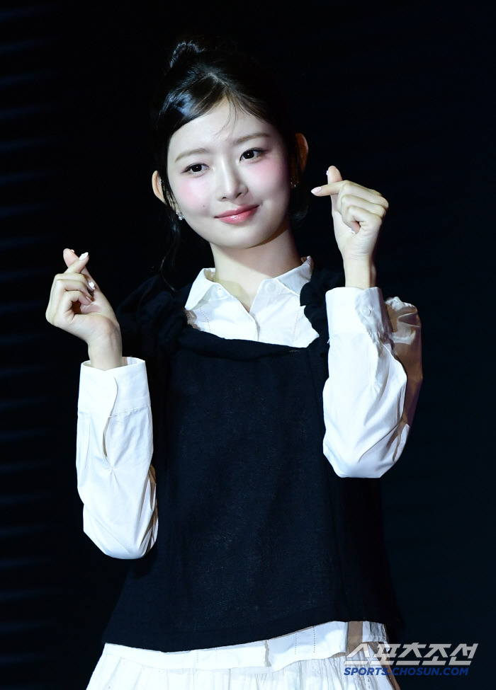 Ibray's comeback greeting with a welcome heart