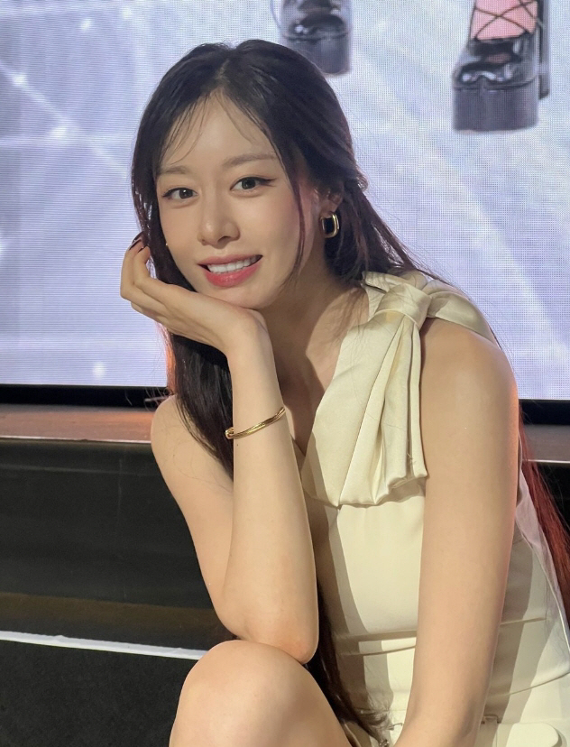 T-ara’s Jiyeon Finds Her Smile Again After Divorce Settlement