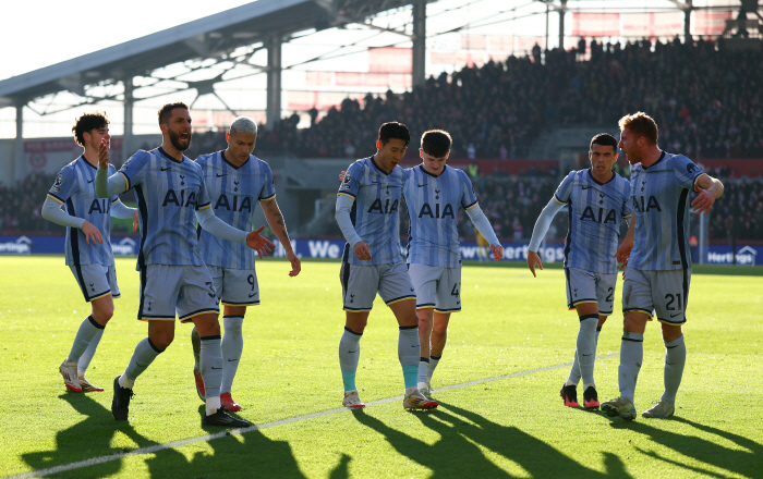 Son Heungmin, emergency! Tottenham's defense collapsed again with a cruciate ligament rupture...Tournament schedule tight → SON Winning Cup red light