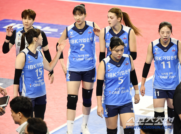 Yang Hyojin, get some rest! Hyundai Engineering & Construction overpowered IBK 3-1...I didn't give up on first place in the game