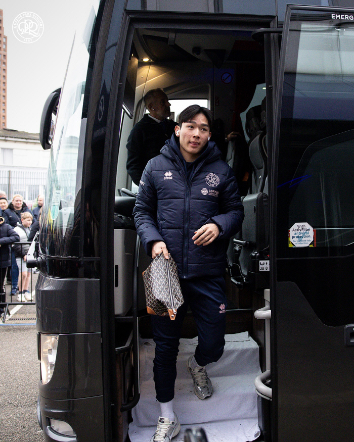 Friendly Yang Min-hyuk already has a QPR best friend, born in 2003 with a British brother...Minhyeok and Future Drawn come back to compete in Tottenham's summer