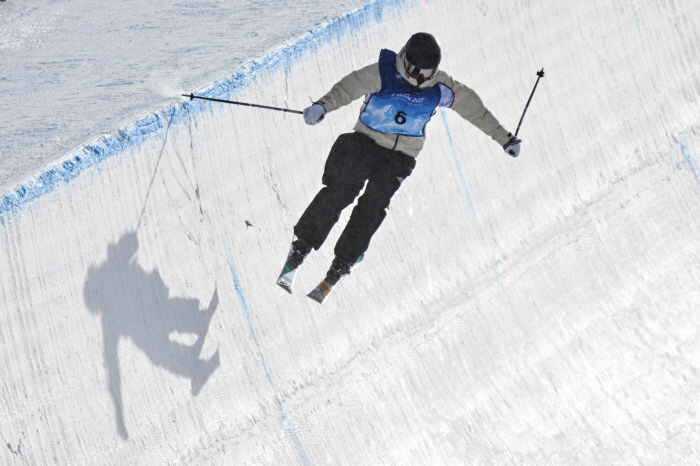  Halfpipe Lee Seung-hoon, Freeski's first Asian Games gold medal, Moon Hee-sung → Women's team leader Yoo Jin-do is also harvested