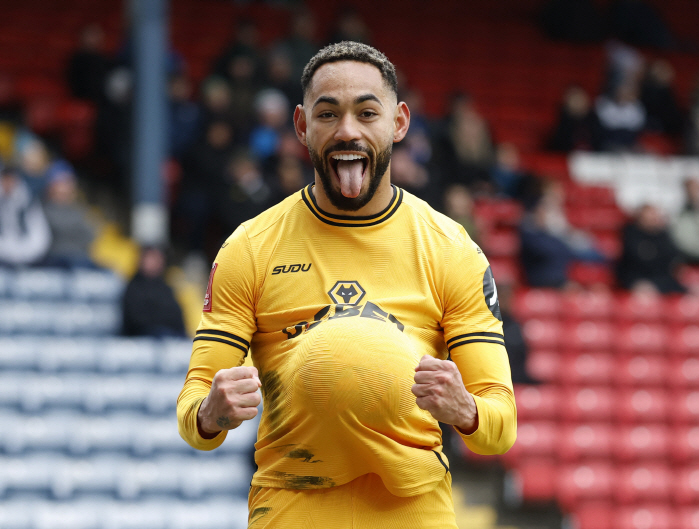 Oh! Hwang Hee-chan, the first player of the season to start after 4 games of injury, exploded → Wolverhampton won 20 games against Blackburn