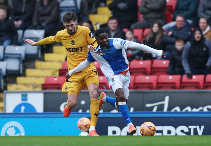 Oh! Hwang Hee-chan, the first player of the season to start after 4 games of injury, exploded → Wolverhampton won 20 games against Blackburn