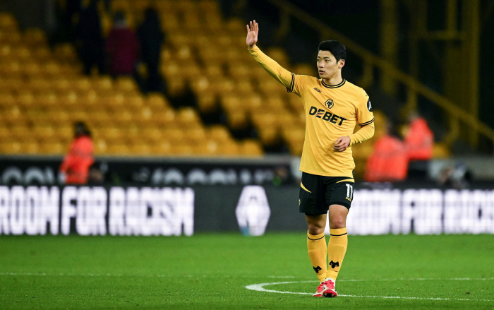 Hwang Hee-chan of Crisis, Injured, Fortunately, Director said there was no problem→Wolverhampton wins 20 games over Blackburn